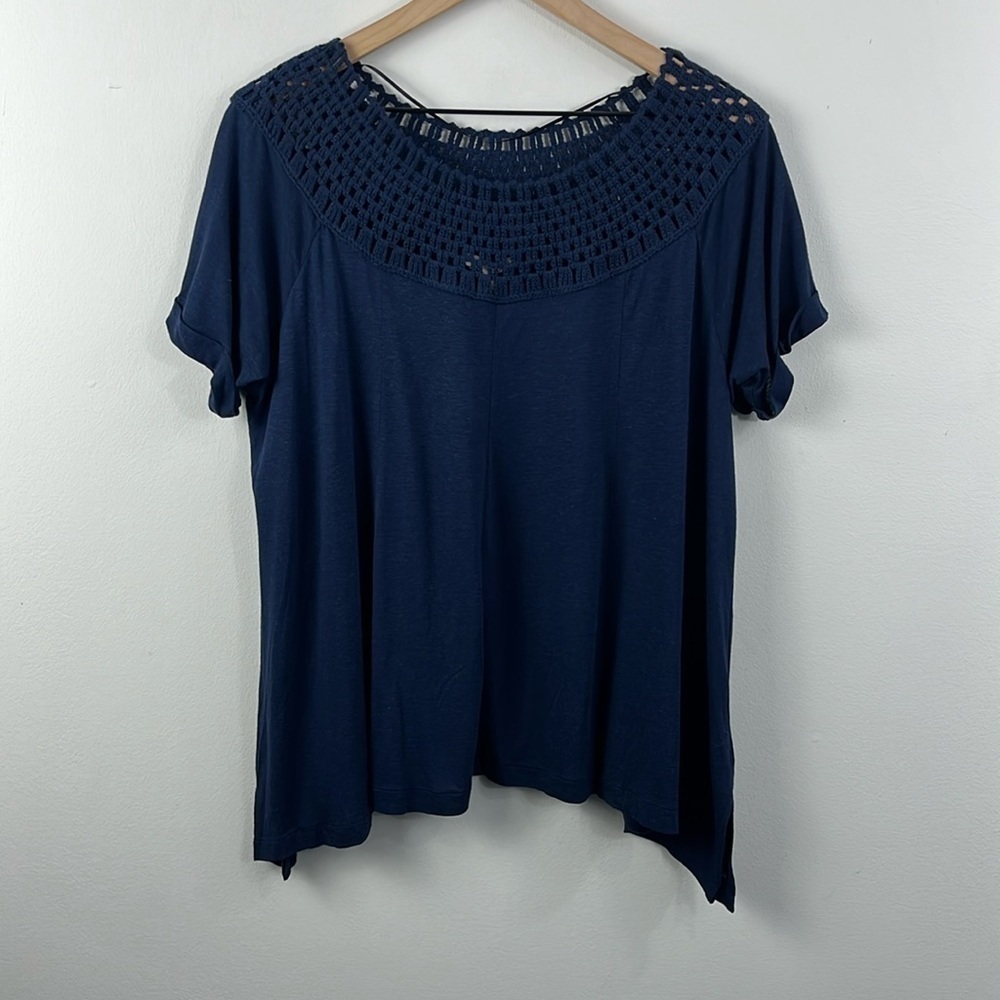 Maurices Macrame Neck Navy Blue Boho Short Sleeve Top Womens Size M NWT